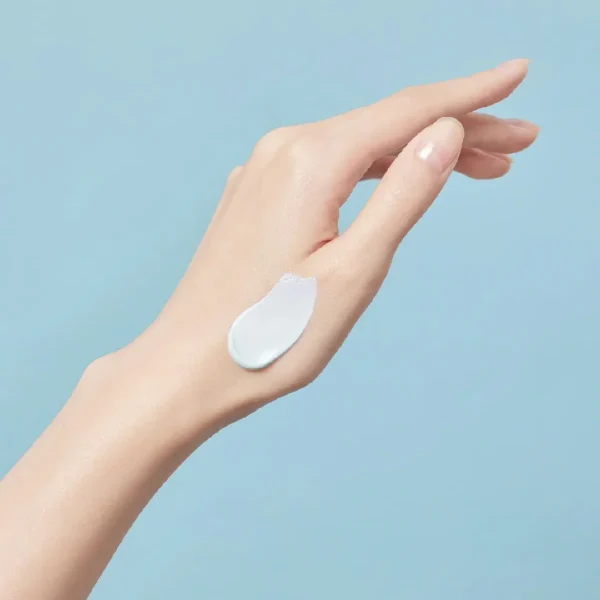 ضدآفتاب فیزیکی مرطوب کننده دایو این توریدن Torriden Dive In Mild Sun Cream حجم 60 میل
